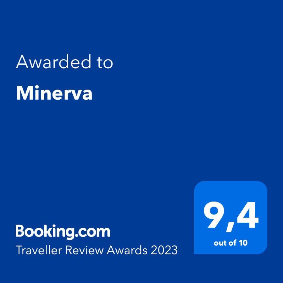 ベナルマデナMinervaアパートメント エクステリア 写真